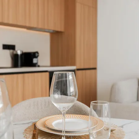 T2 Neuf Et Chic A Deux Pas De La Croisette Apartment *